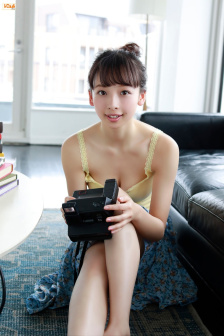 巨胸美乳中文