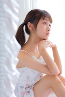 扒开腿挺进湿润的花苞HD视频